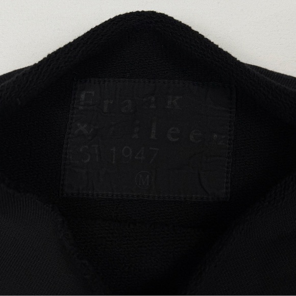 Frank & Eileen Effie Long Sleeve Funnel Neck Capelet Black Top Luxury Size M EUC - Picture 16 of 16